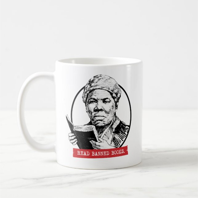 Harriet Tubman Reads Banned Bokar Kaffemugg (Vänster)