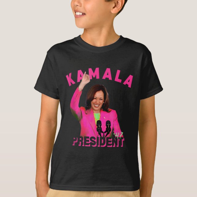 Harris Aka för president 47 Rosa Comma La 2024 Wom T Shirt (Framsida)