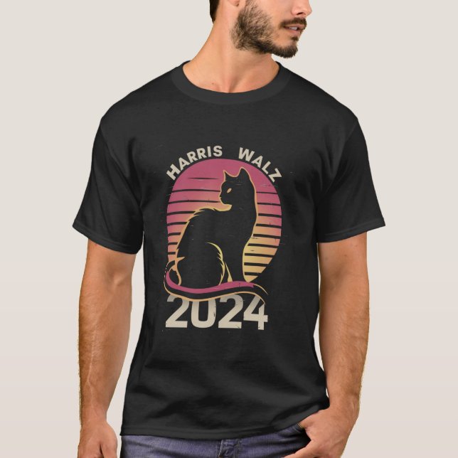 Harris Walz 2024 Kamala Harris Cat T Shirt (Framsida)