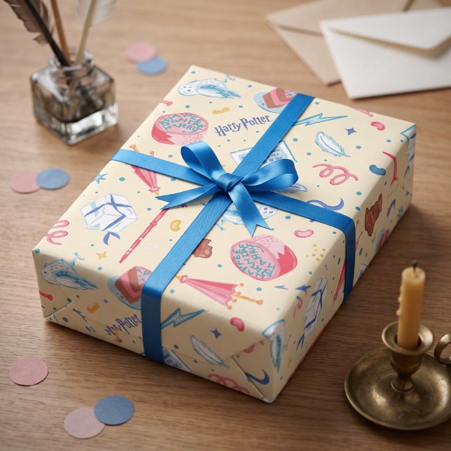 HARRY POTTER™ Födelsedagsfirande Mönster Presentpapper (Simulated present on table)