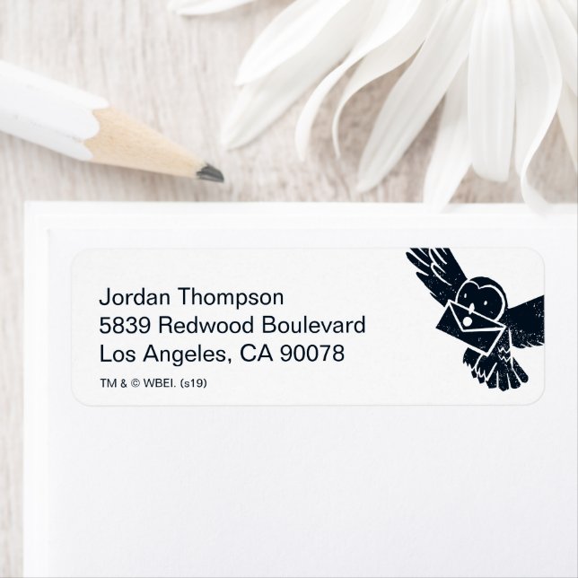 HARRY POTTER™ Hedwig Delivering Helgdag Brev Returadress Etikett (Insitu)