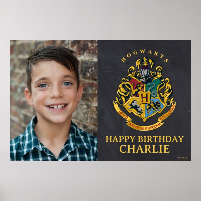 Harry Potter Hogwarts Crest Birthday Poster (Framsidan)