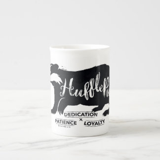 Harry Potter | HUFFLEPUFF™ Silhouettetypografi Benporslin Mugg