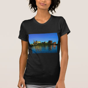 Hartford Connecticut Skyline Tecknad T Shirt