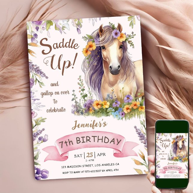 Häst, 7:e Birthday Girl Lila Blommigt Saddle upp i Inbjudningar (Skapare uppladdad)
