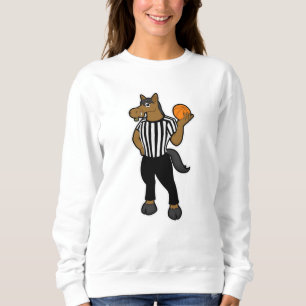 Häst med basket och vätesten t shirt