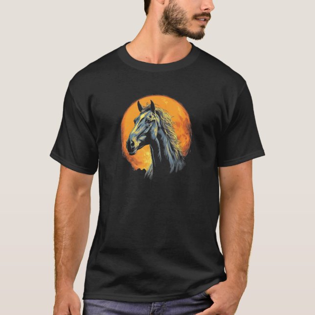 Häst med hel måne i bakgrunden t shirt (Framsida)