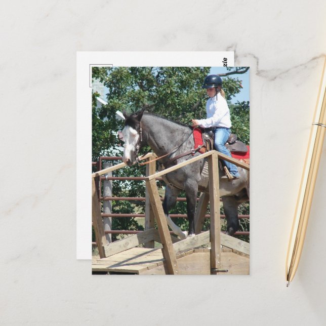 Häst på en Bridge Trail Class County Fair Vykort (Fram/Back In Situ)