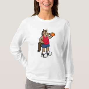 Häst som basketspelare med basketboll t shirt