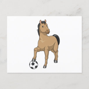 Häst som fotbollsspelare med fotboll vykort
