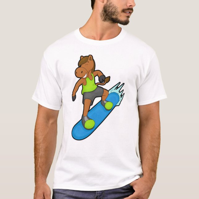 Häst som Snowboarder med snurrbord T Shirt (Framsida)