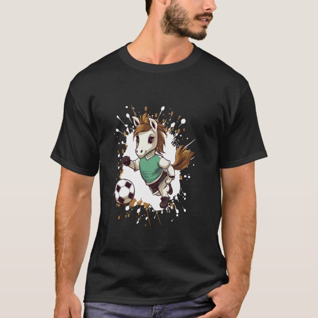Häst som spelar fotboll sött serie t shirt (Framsida)