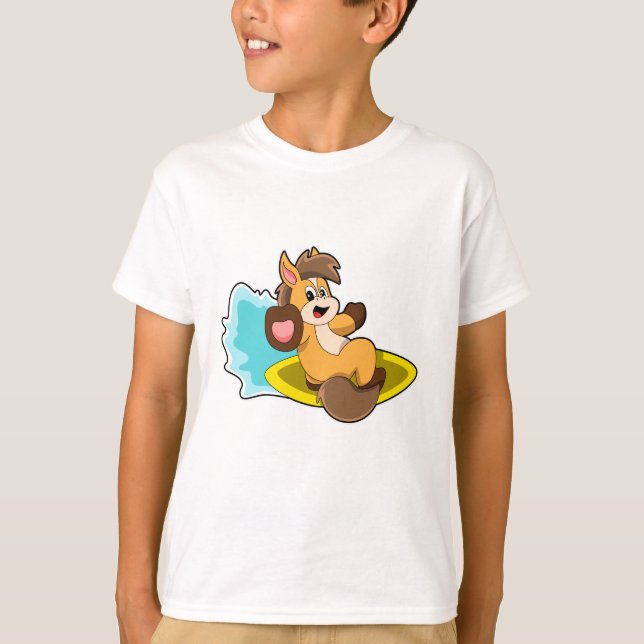 Häst som Surfer med Surfboard T Shirt (Framsida)