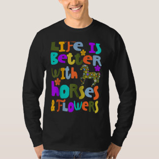 Hästar Blommor Kvinnliga ryttare Landsbygd Ryttare T Shirt