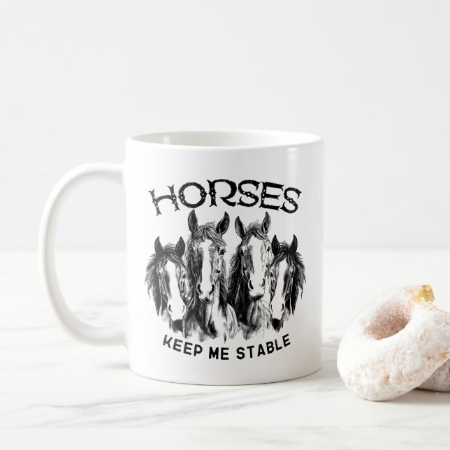 Hästar håller mig stabil - hästentusiaster kaffemugg (Med munk)
