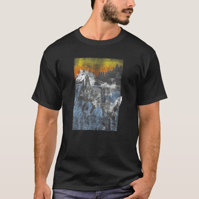 Hästar med slitnaeffekt springer över flodtorget t shirt (Framsida)