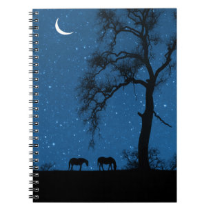 Hästar och Starry Night med Crescent Måne Anteckningsbok