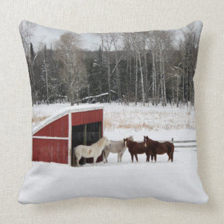 Hästen i snö kudder kudde