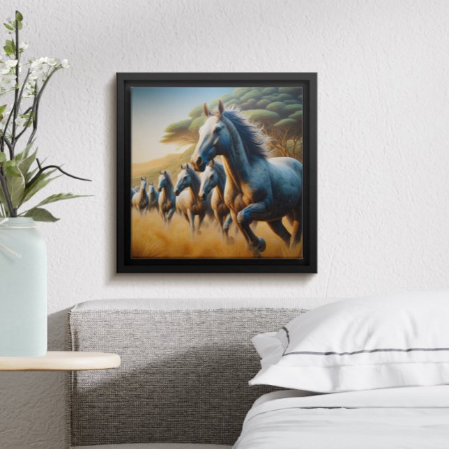 Hästgalloping tvärs över ängen poster (Skapare uppladdad)
