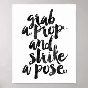 Hastigt grepp en stötta och slår en posera poster