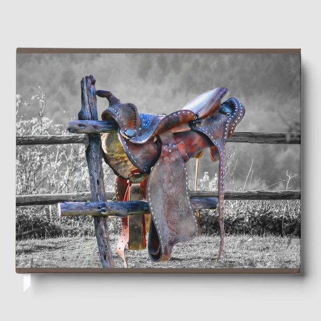 Hästsadel på korralstaketet Western Gästböcker (Framsida)