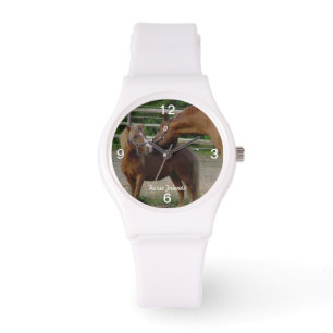 Hästvännen kysser klockan armbandsur