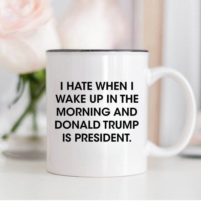 Hat att vakna upp med Donald Trump som president Två-Tonad Mugg (Skapare uppladdad)