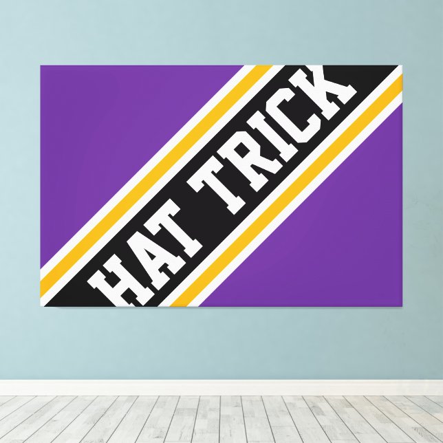 HAT TRICK Roligt Athletic Fold Lila Black Rand Canvastryck (Insitu (trägolv))
