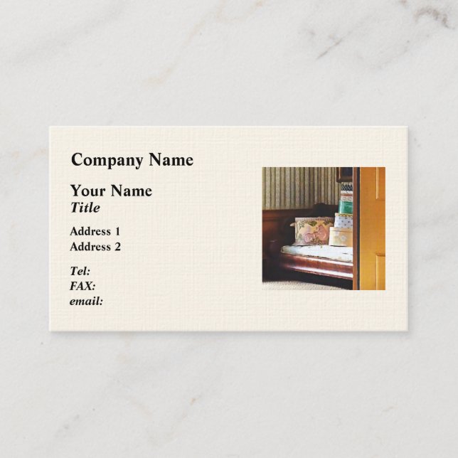 Hatboxes Seen Through an Open Door Visitkort (Framsida)