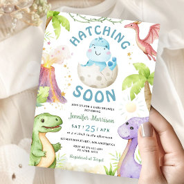 Hatching Soon Boy Dinosaur Baby Shower Inbjudningar