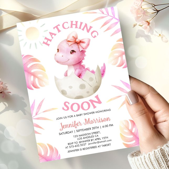 Hatching Soon Dinosaur Baby Shower Girl Pink Inbjudningar (Skapare uppladdad)
