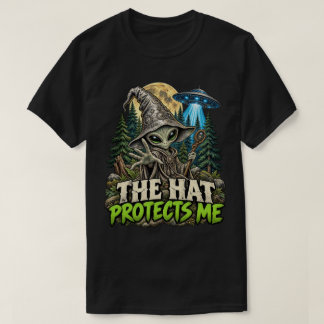 Hatten skyddar mig rolig Alien UFO humor T Shirt