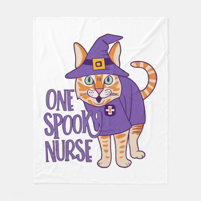 Hauntcute One Spooky Nurse Cat Fleecefilt (Framsidan)