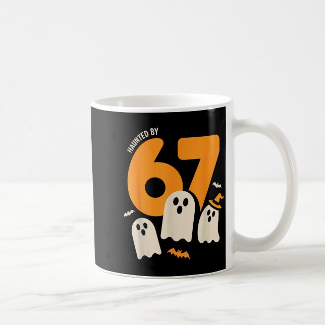Haunted By 67 Funny Halloween Meme Design  Kaffemugg (Höger)