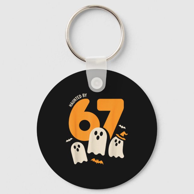Haunted By 67 Funny Halloween Meme Design  Nyckelring (Framsida)