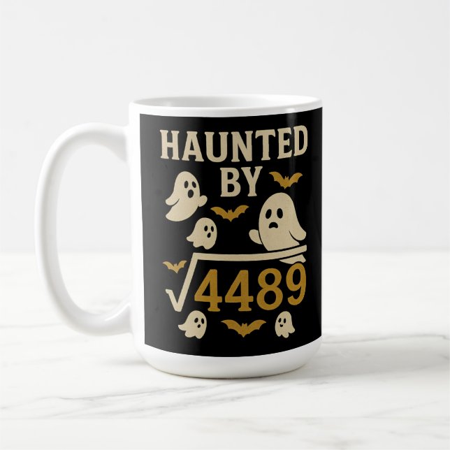 Haunted by Larry 4489 Funny Halloween Math Kaffemugg (Vänster)