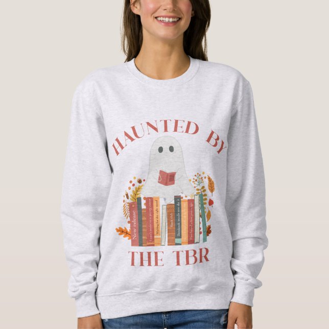 Haunted by the TBR T Shirt (Framsida)