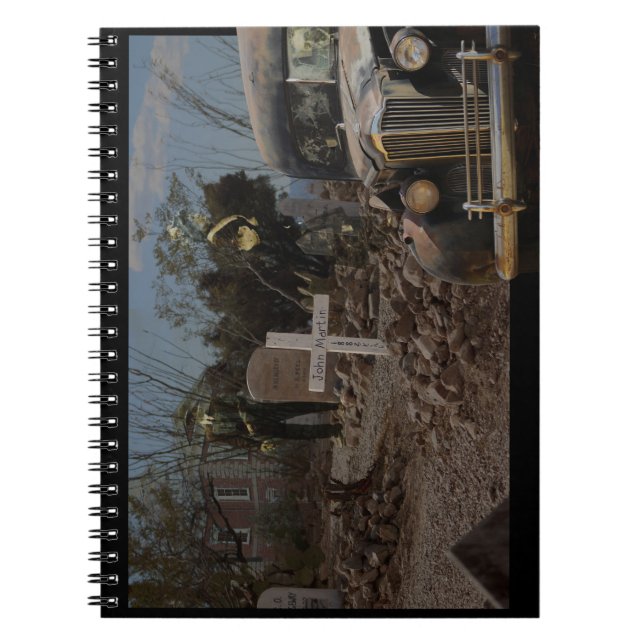 Haunted Graveyard i Gravsten Anteckningsbok (Framsidan)