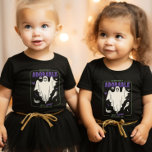 Hauntely Adworthy Funny Halloween Ghost Ord<br><div class="desc">Få redot att hemsöka Halloween-scenen med vår "Hauntely Adely Halloween Ord" t-shirt! Det är perfekten som blandas av skämt och söt, med roligt ord som får alla att skrika med skratt. Vare sig du ska lura eller behandla eller bara vill ta till dig månadens skämt, är den här t-shirt en...</div>