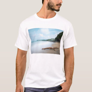 Hav vinkar på sandig strand tee