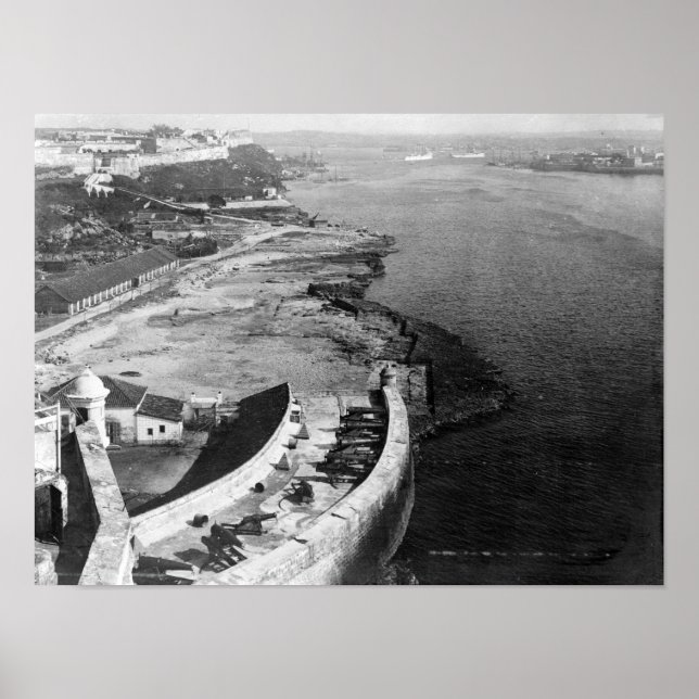 Havana, Kuba Harbour med en del av Morro Castle Poster (Framsidan)