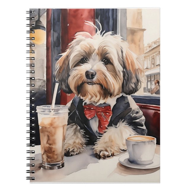 Havanese hund Drinking a Milkshake in a Coffeshop Anteckningsbok (Framsidan)