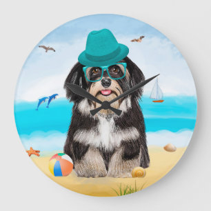 Havanese Hund on Beach Stor Klocka