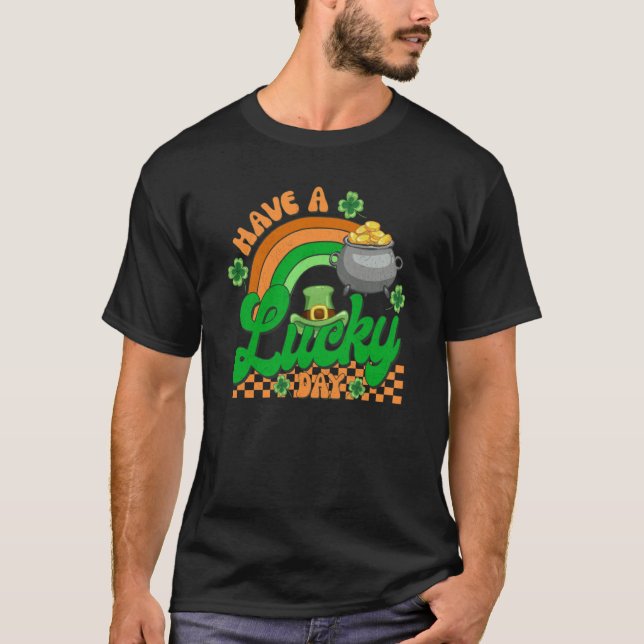 Have A Lucky Day Rainbow Lucky Charm Kids St Patri T Shirt (Framsida)