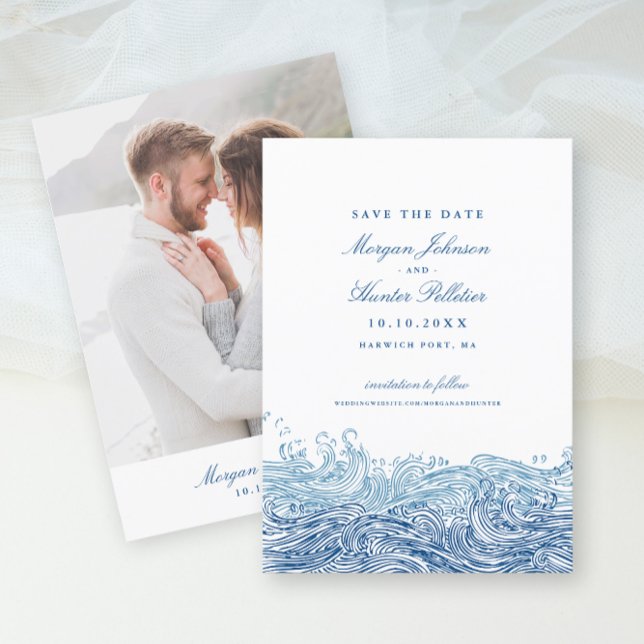 Havets Vinkara Elegant Bröllop Spara Datumet (Blue Ocean Waves Photo Save the Date in elegant navy blue from Concertina Press)