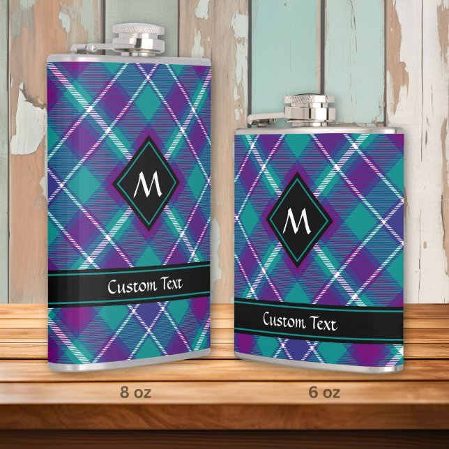 Havsgrön, lila och blå tartan fickplunta (Skapare uppladdad)