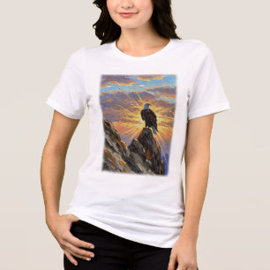 Havsörn på bergstopp vid soluppgång – Patriotisk T Shirt