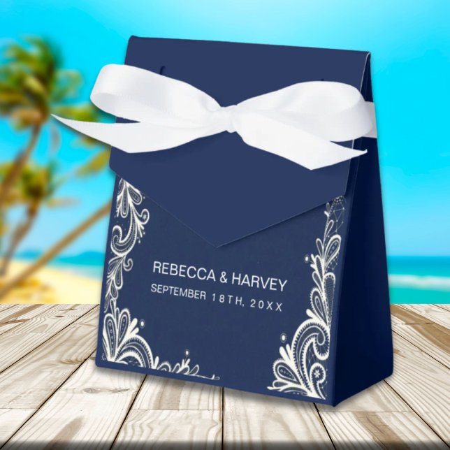 Havsstrandvit snöre marblått bröllop presentaskar (nautical beach white lace navy blue wedding favor boxes)
