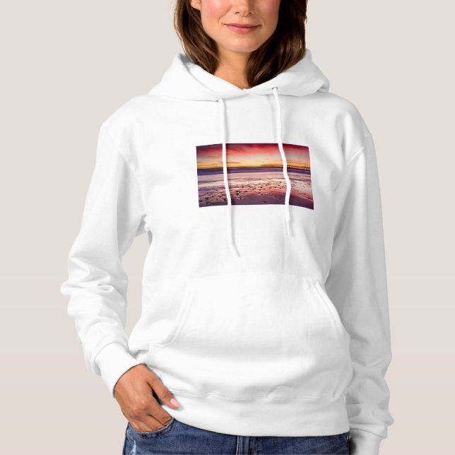 Havsvy och pir vid solnedgång, CA Tee Shirt (Framsida)