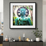 Hawaii Antique Turquise Blue Buddha Photo Peace Poster<br><div class="desc">"Fred." Jag upptäckte gladeligen den asiatiska Buddhastatyn i en lush Hawaii-trädgårdsmiljö, där fred och ensamhet uteslöts. När jag tittar på det här serenfotot poster det mig att fundera och föreställa mig vad jag kan åstadkomma. Gör en underbar gåva till någon speciell! Du kan enkelt anpassa den här poster och jag...</div>